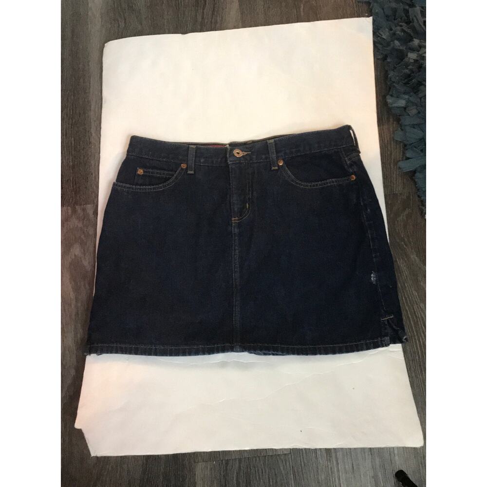 GUESS Blue Denim Mini Skirt 30 Casual Classic Boho Preppy Costal Cowgirl Western